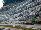 Exaposure of the Newman Limestone from its base where it overllies the Grainger Formation to the Stoney Gap Formation above.